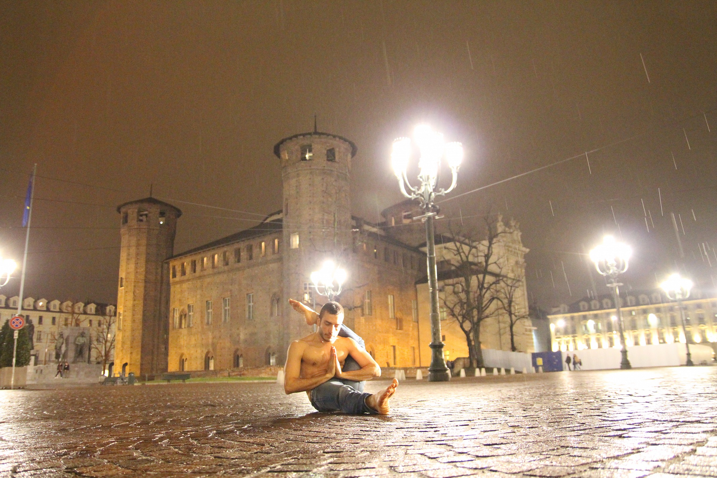 yoga eka pada sirsasana