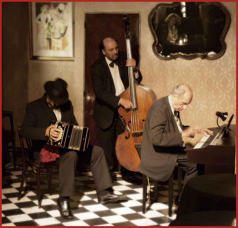 Trio piano, double bass and bandoneon - 2
