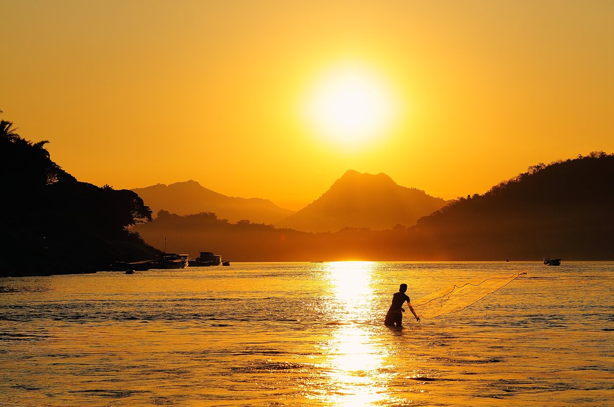 sunset on the mekong