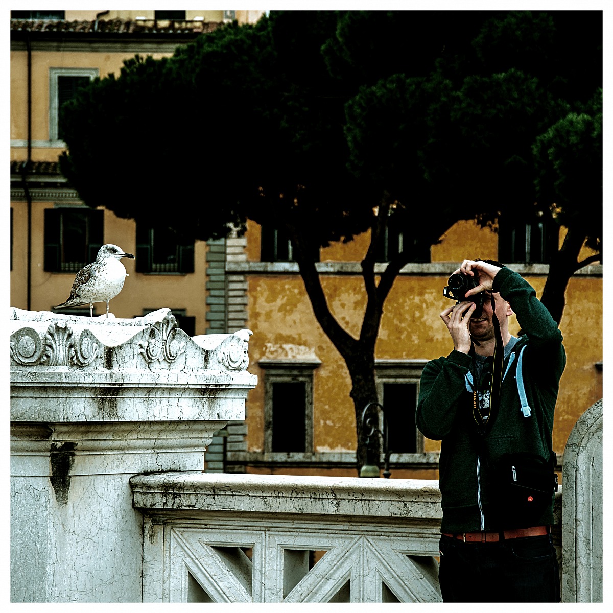 ptss... chiudi il flash