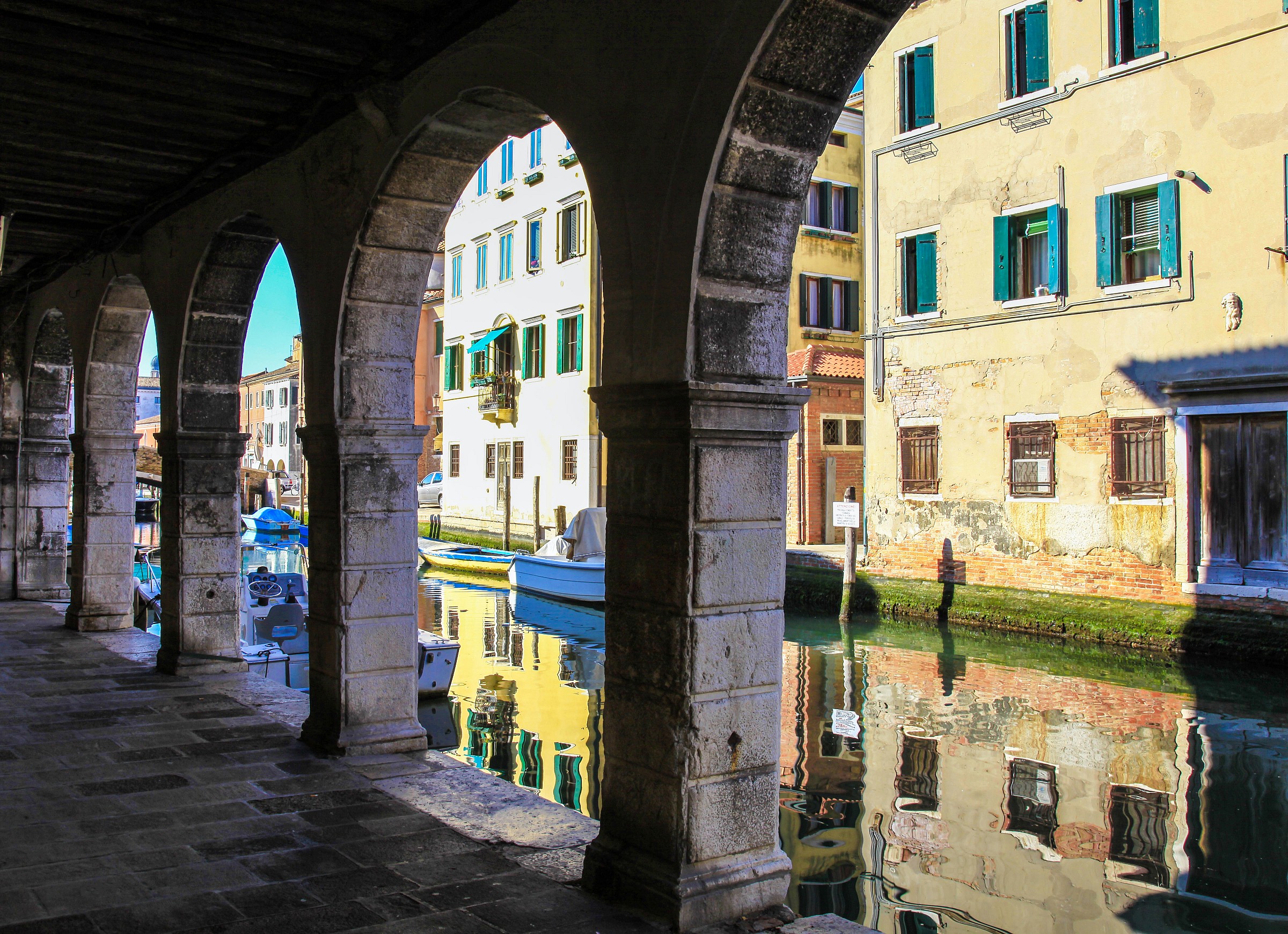 portici e canale