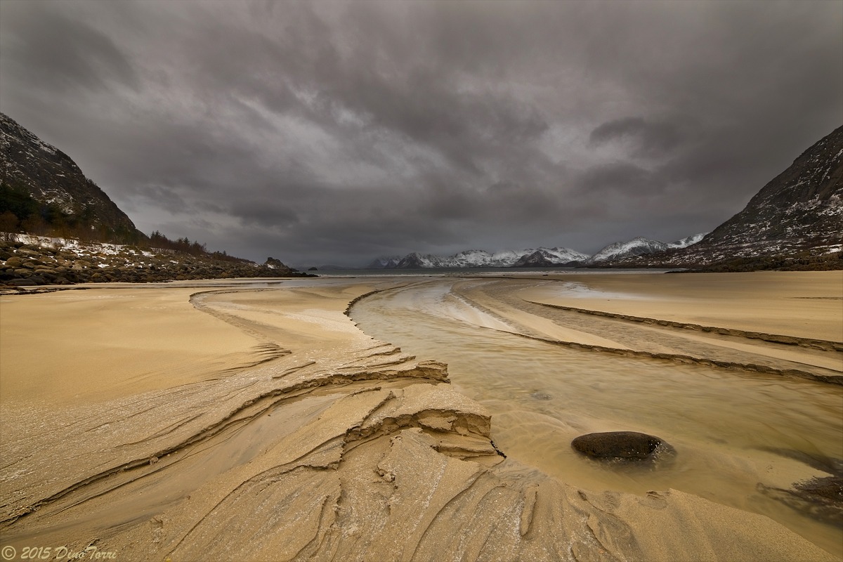 The gold of the Lofoten Islands (Norway)
