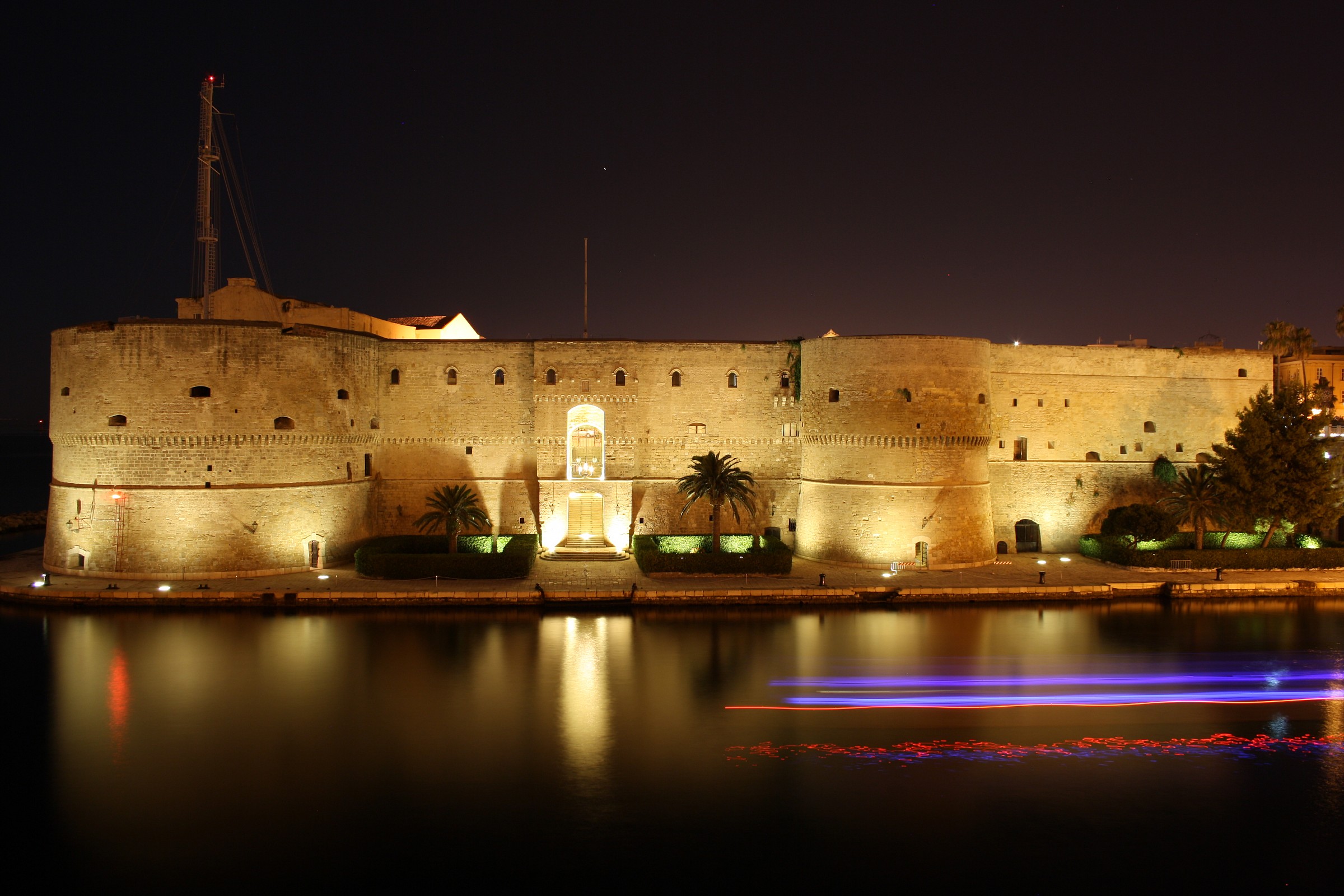 taranto castello aragonese