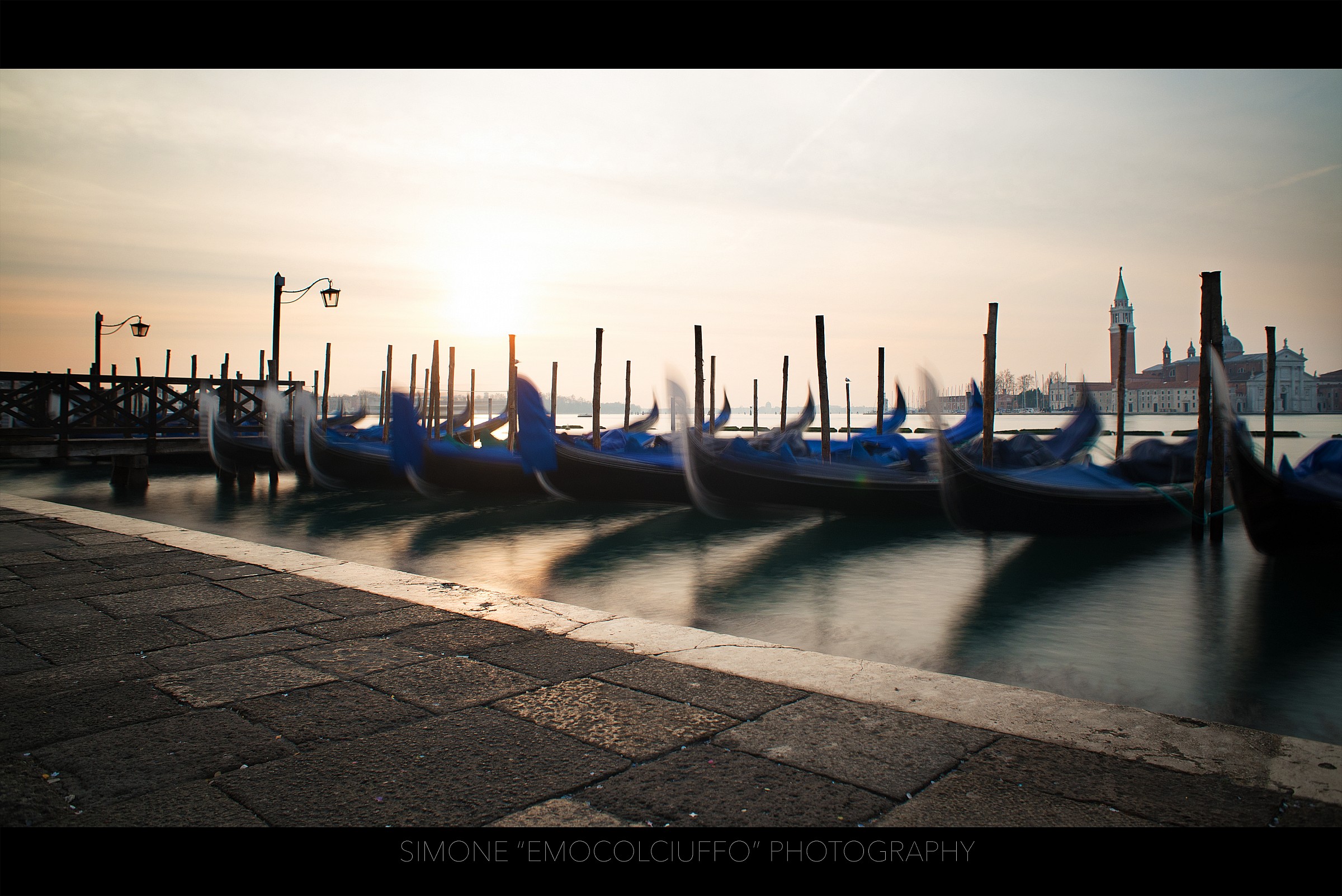 Gondoliers, it's time to start working