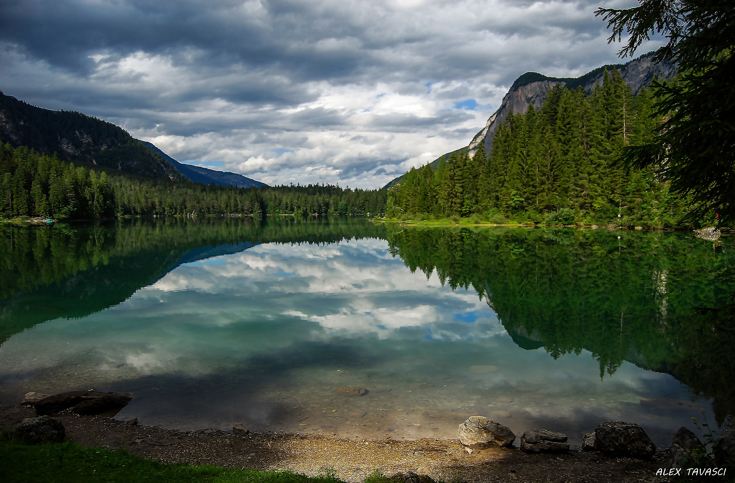 Riflessi al lago di Tovel.