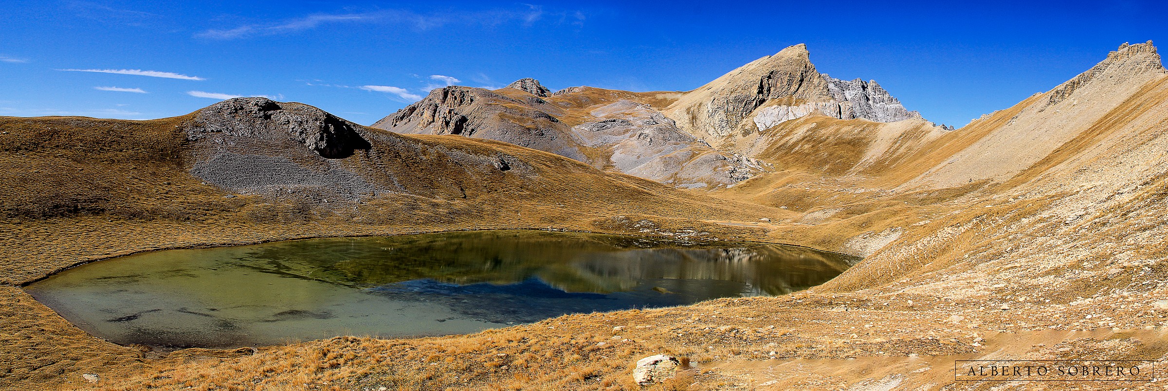 Autumn on the lake (Lac de la Reculaye)