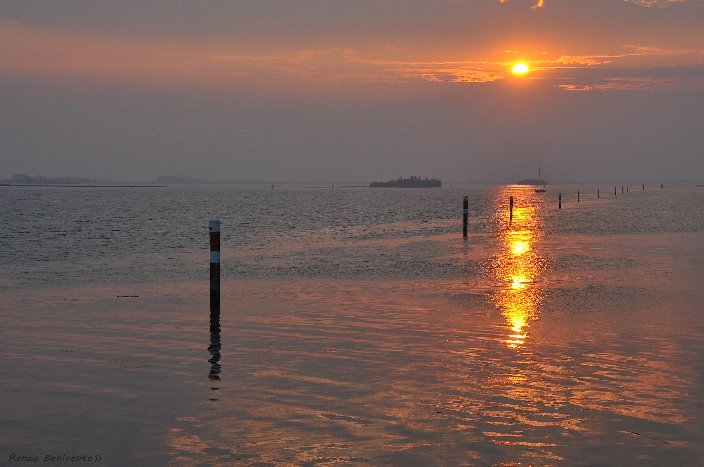 Isola Ravajarina al tramonto - Laguna di Grado