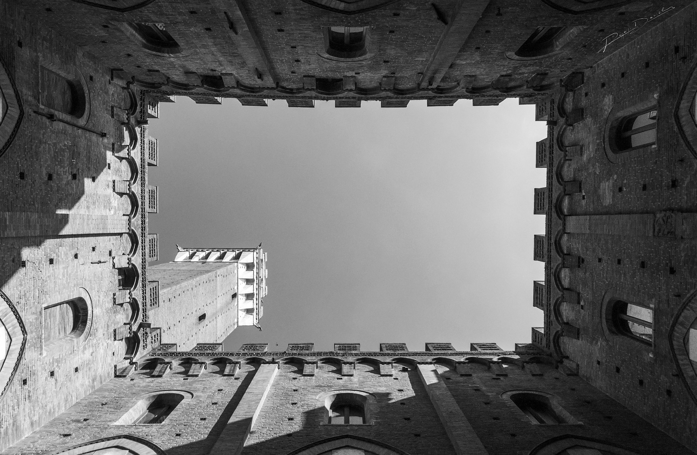 _ Siena Mangia Tower