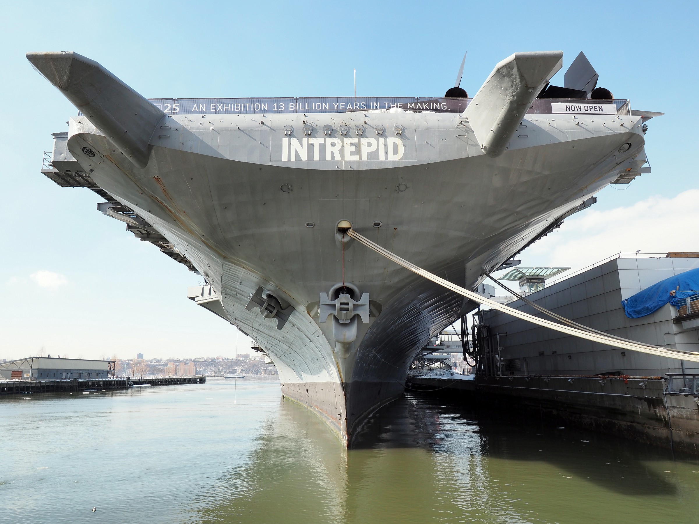 portaerei Intrepid