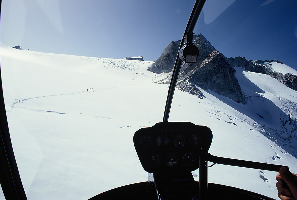 at an altitude of 3.000m