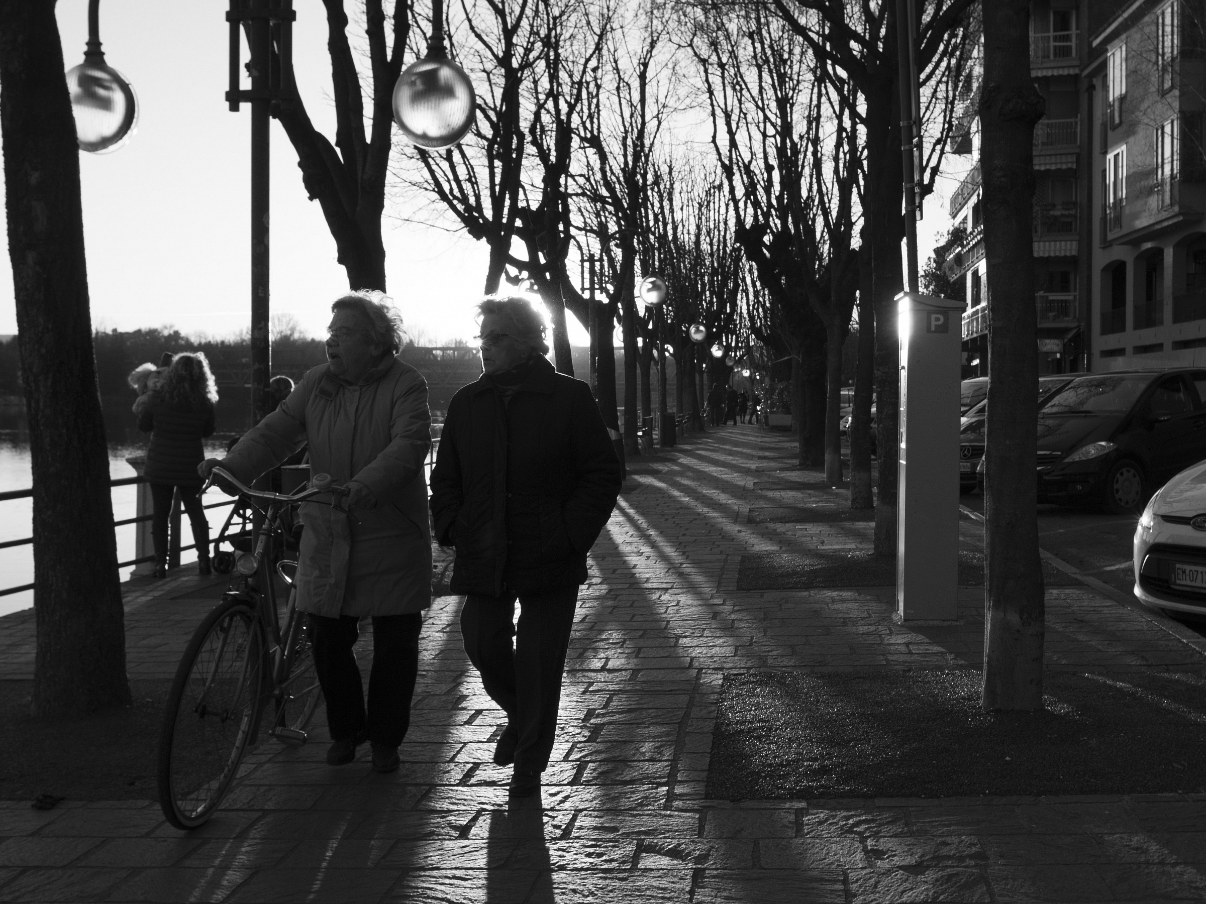Passeggiata serale sul lungofiume