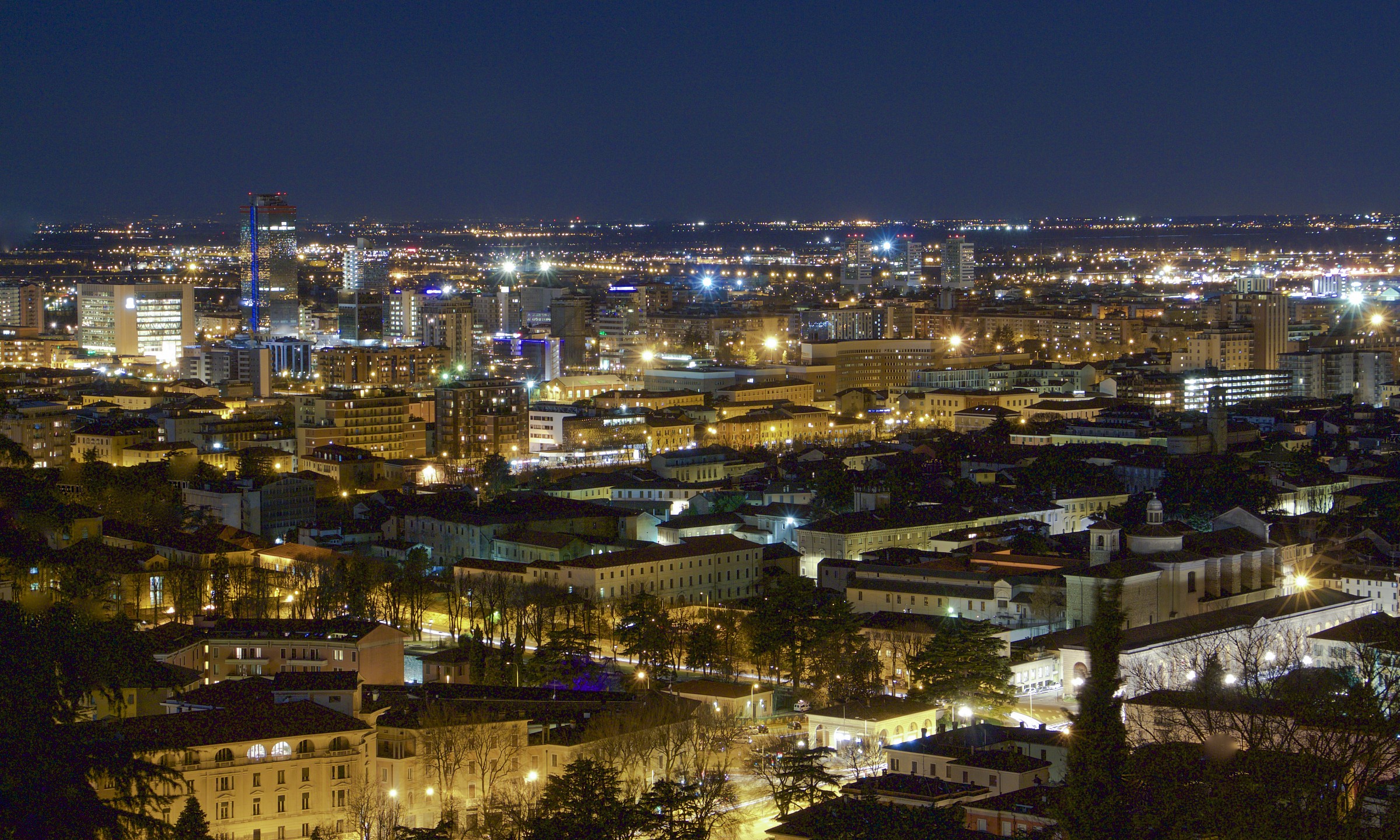Brescia at night