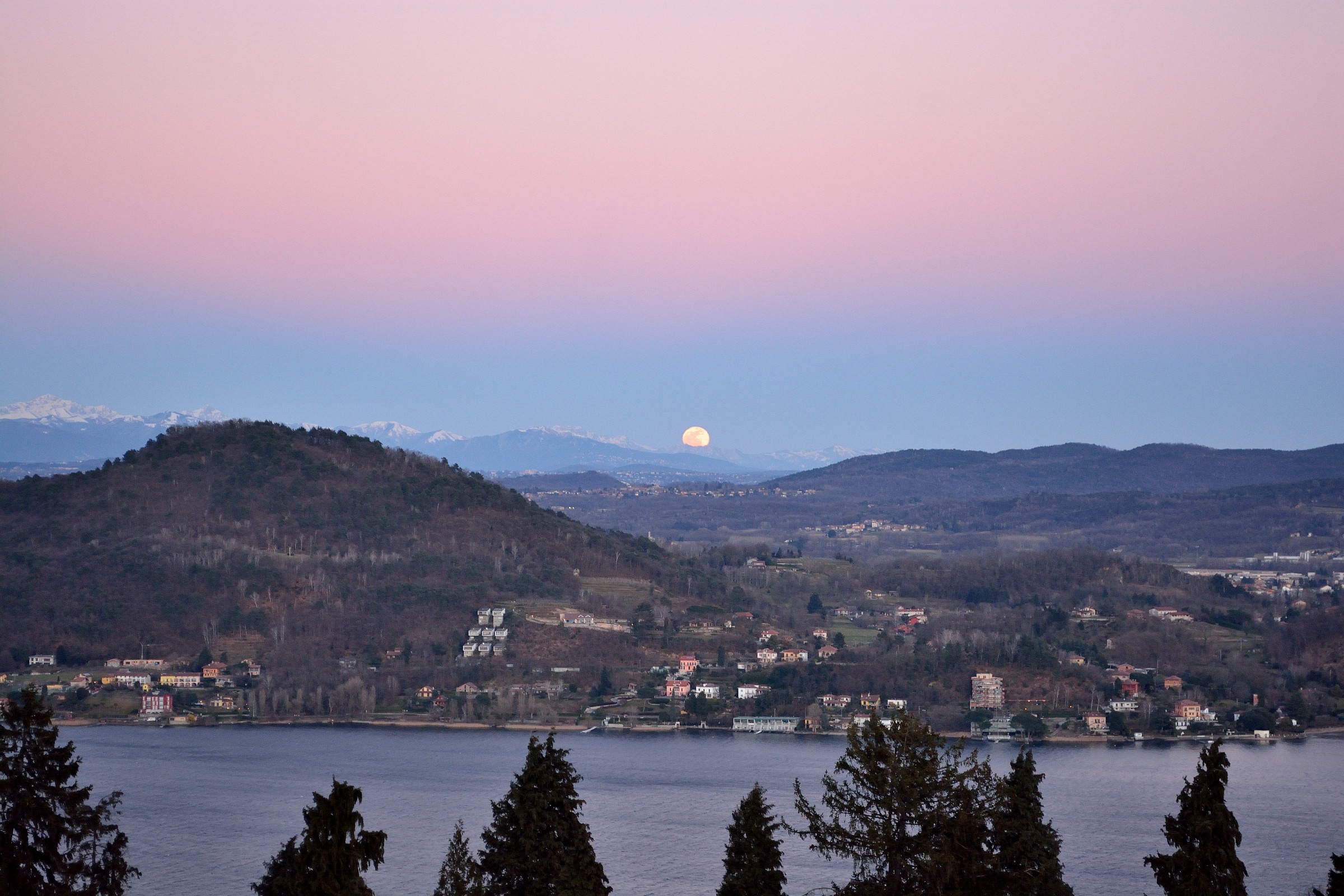 sunset on Lake Maggiore