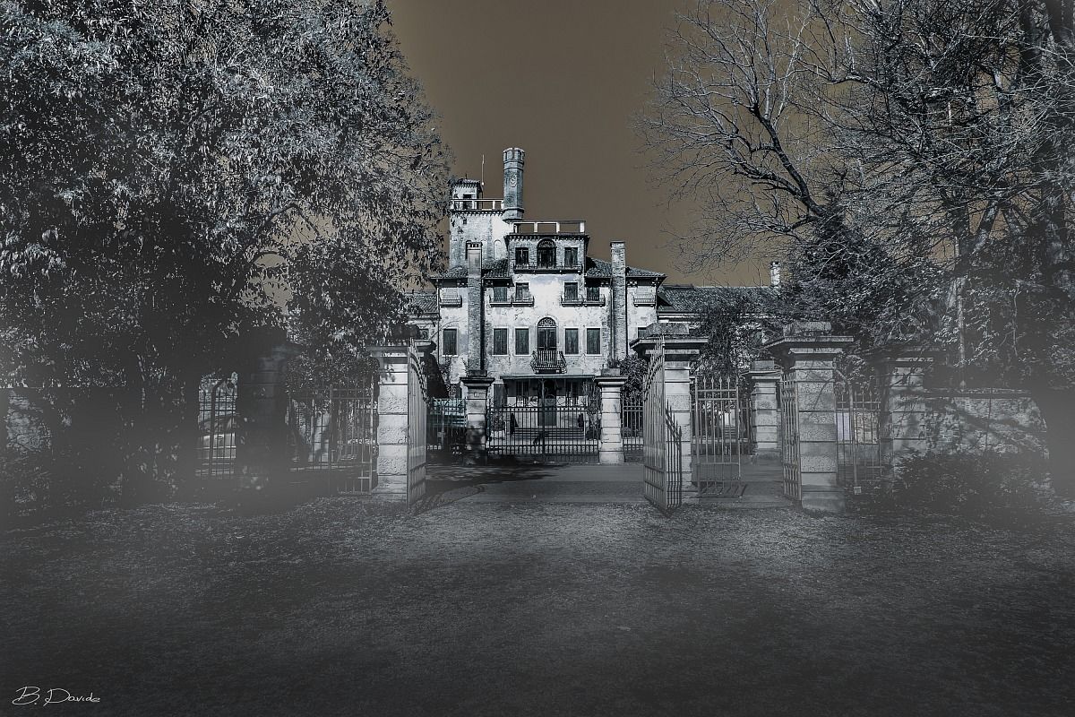 Villa Centanini Stanningley