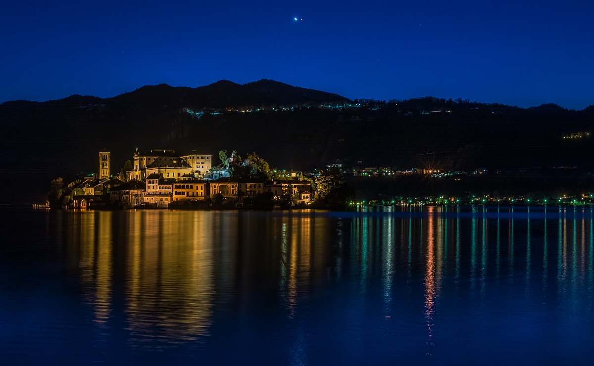The lights of San Giulio