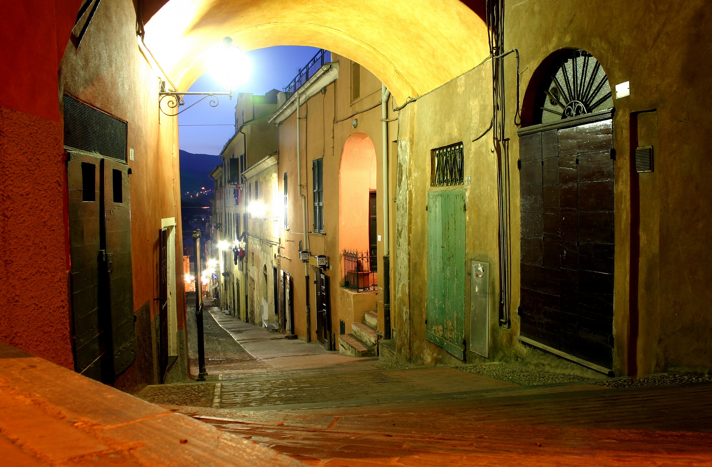 Imperia Italia Notte