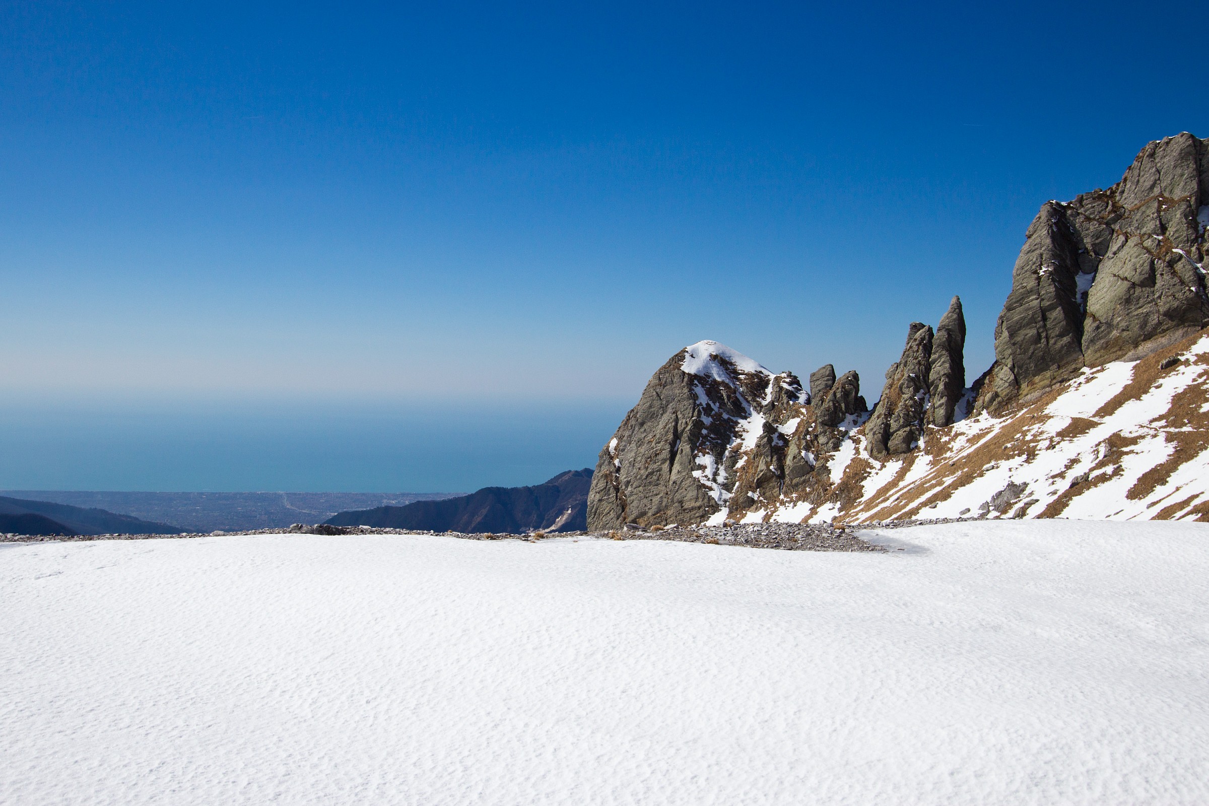 Vista dal Passo della Focolaccia, Apuane