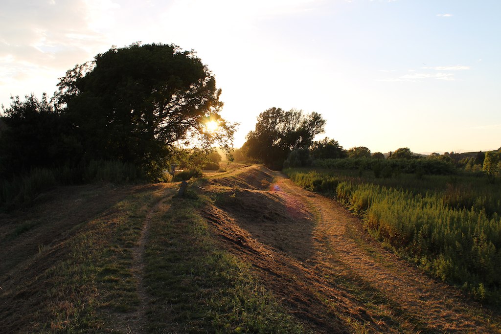 Argine dell'Arno a Avane