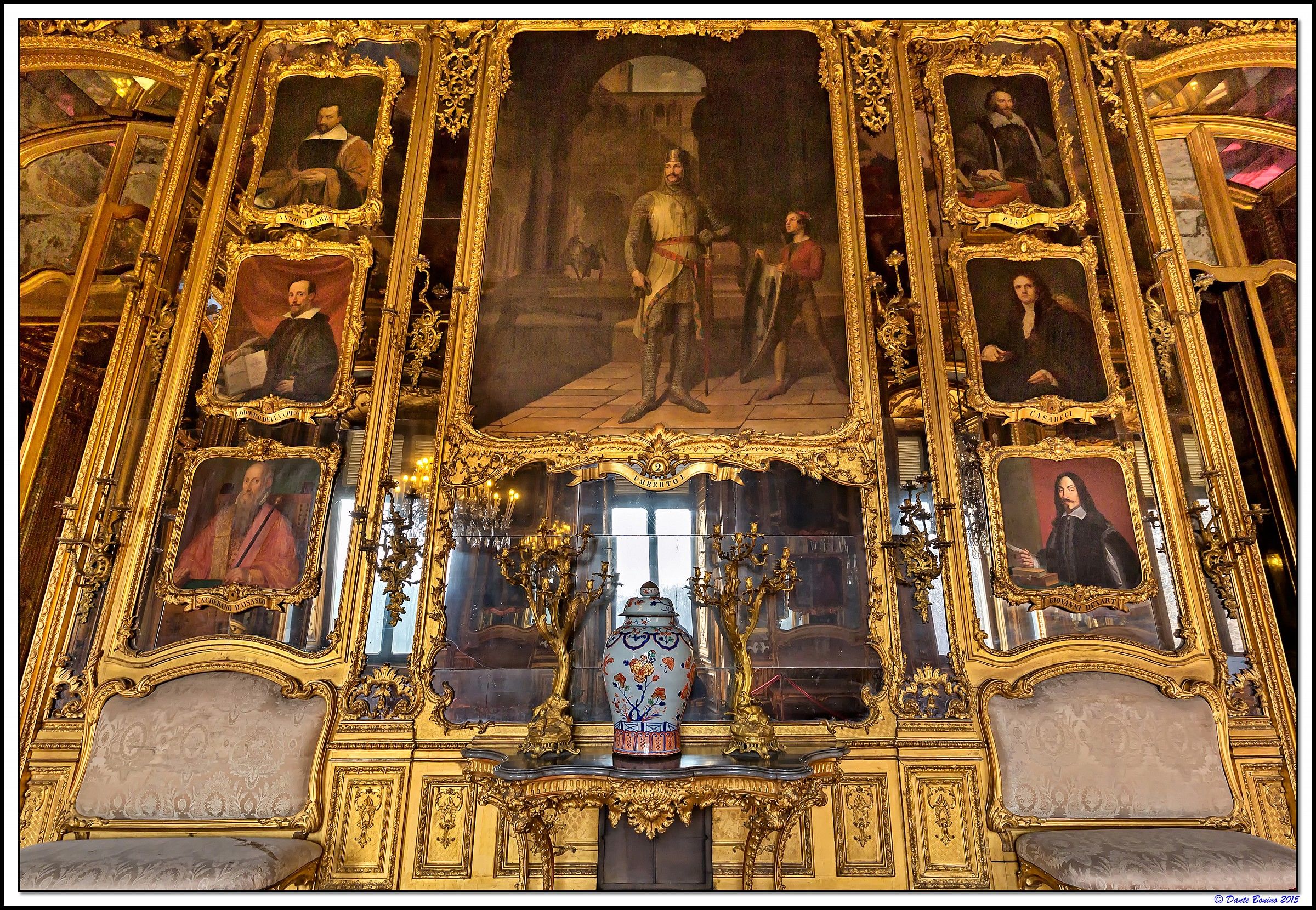 Towards the apartment of the Queen