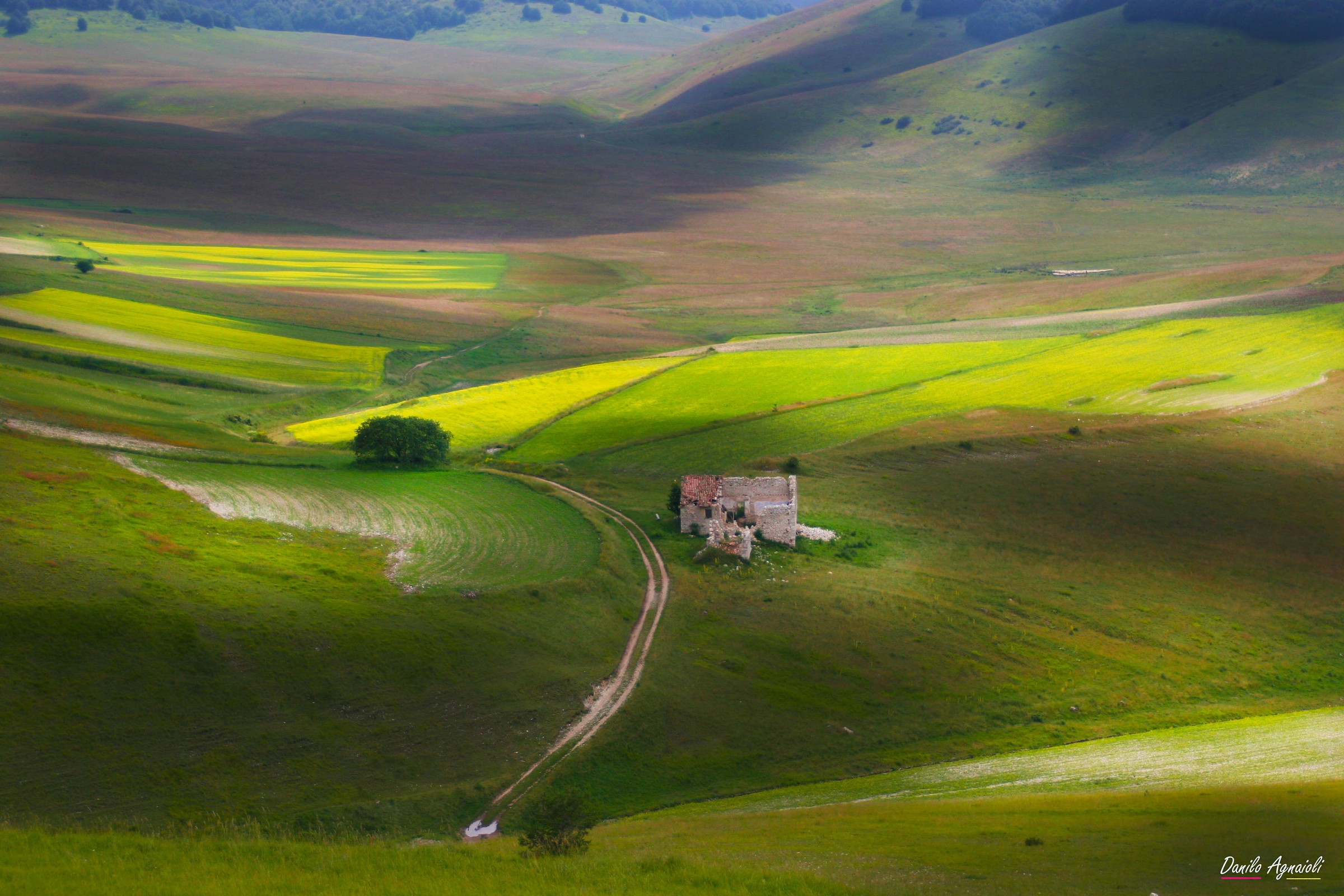 Salendo verso Forca di Presta