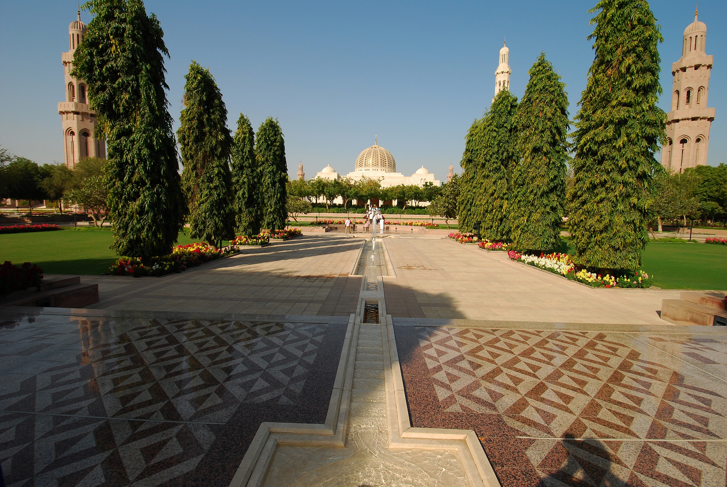 garden mosque muscat