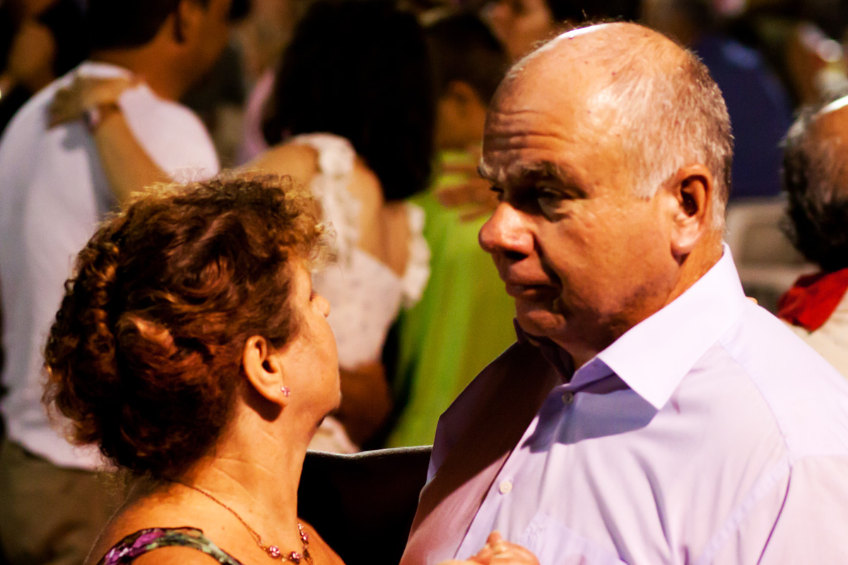 Long love - canon 200 mm