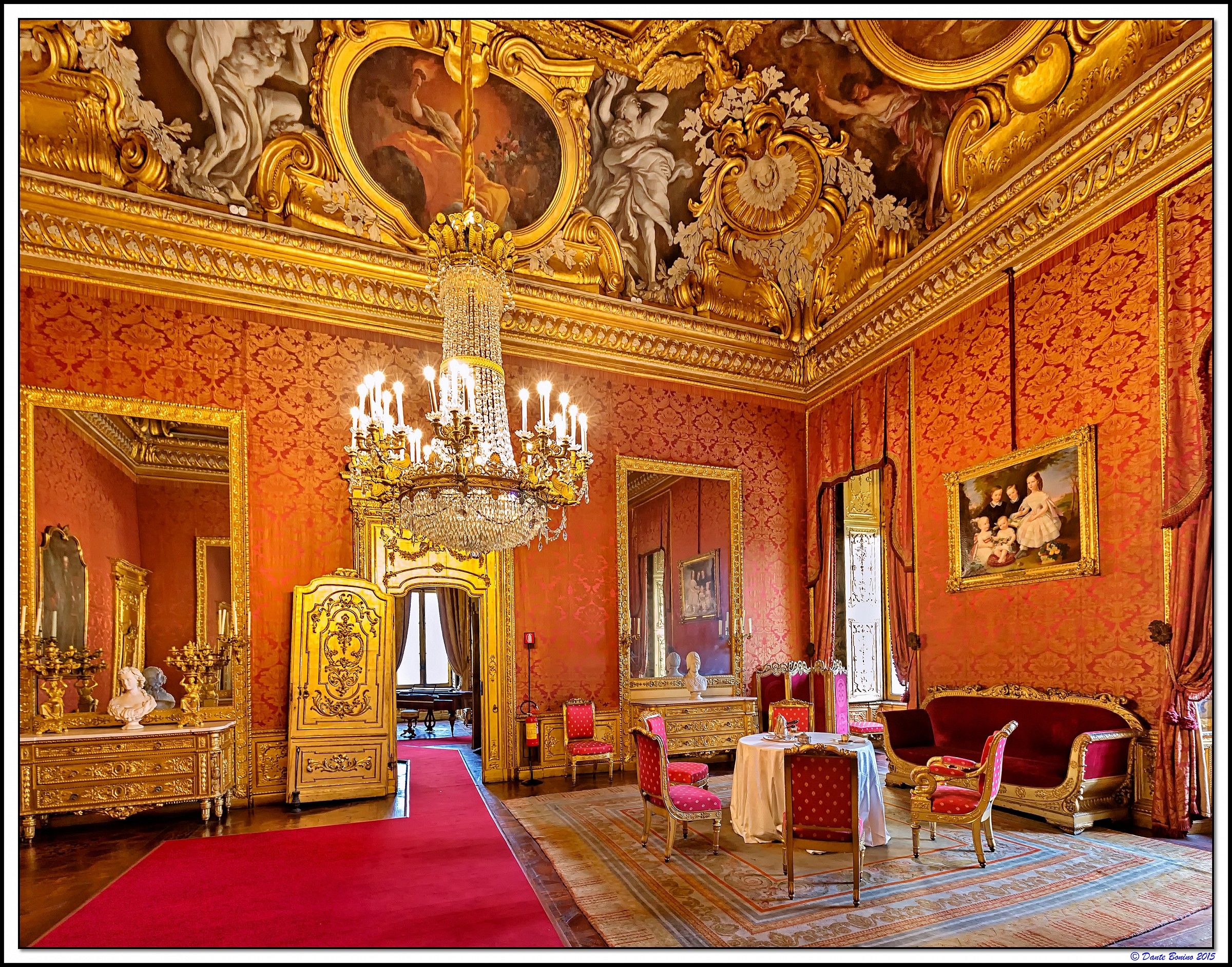 Queen's Apartment: Bedroom