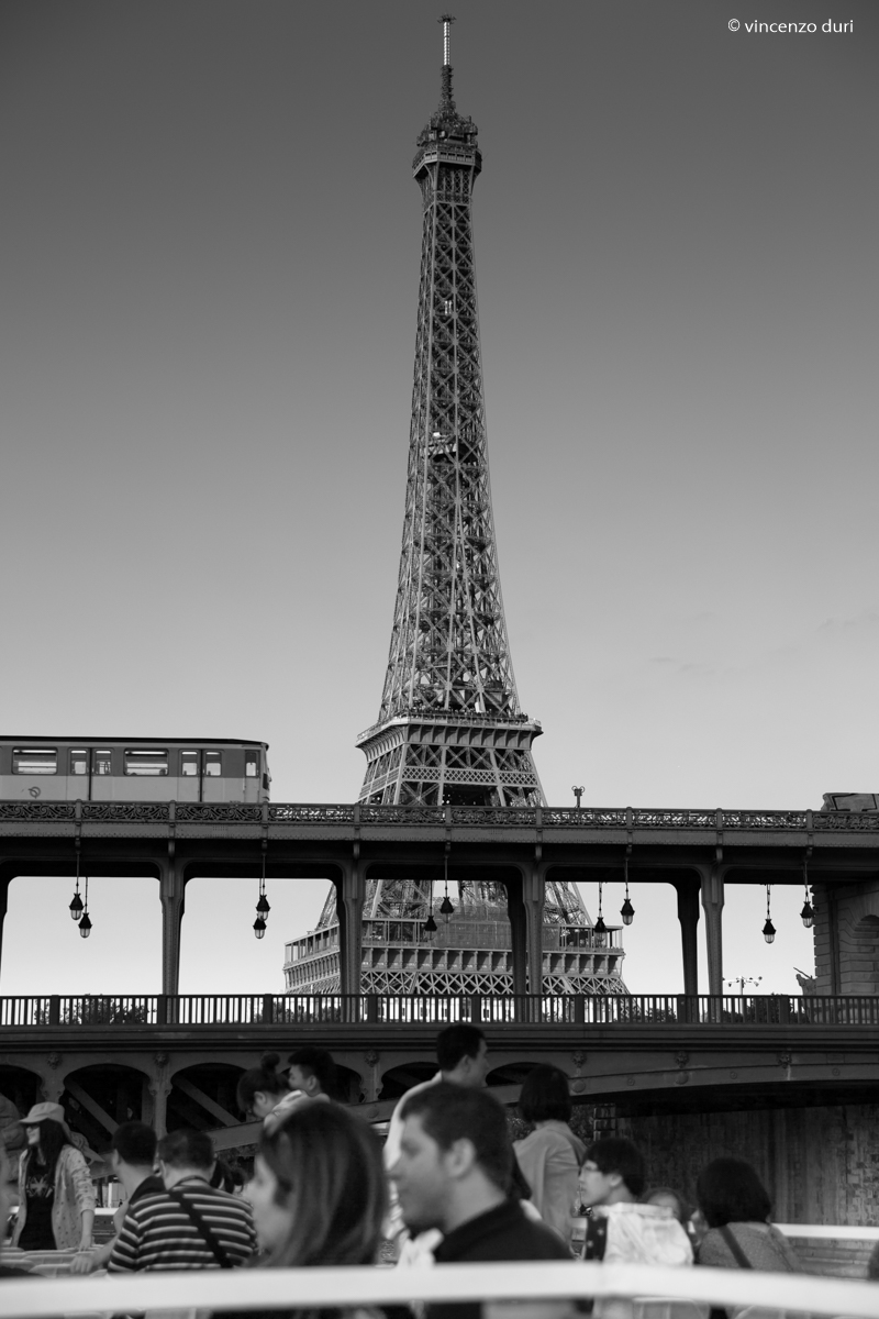 The métro et la tour