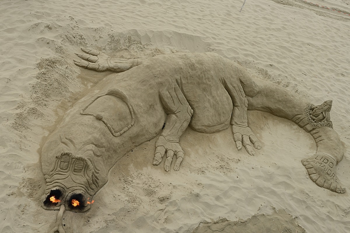 Srani animals roam the beaches