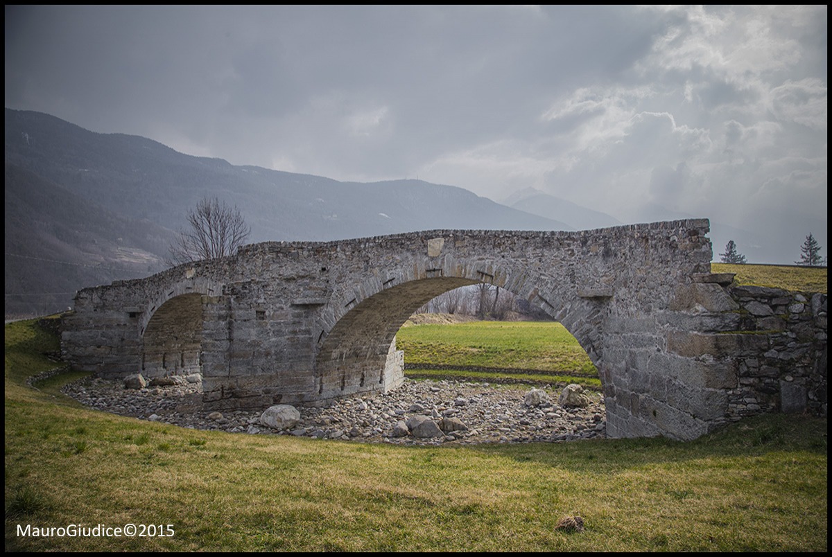 Il ponte di sasso