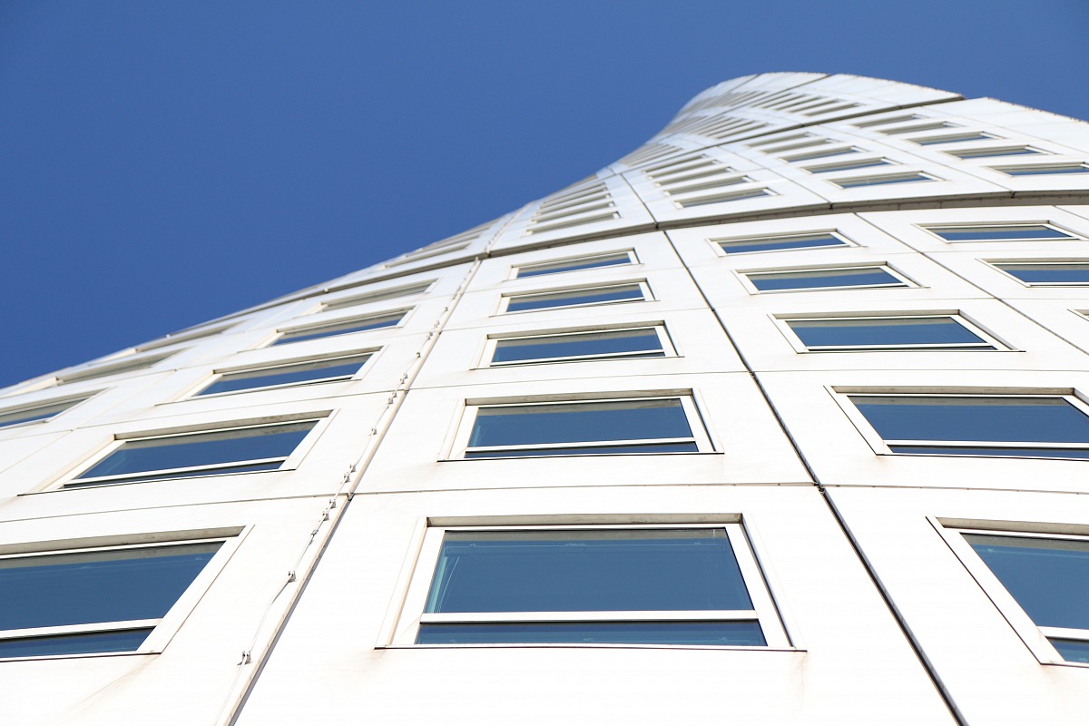 Touring Torso residential palace of marble