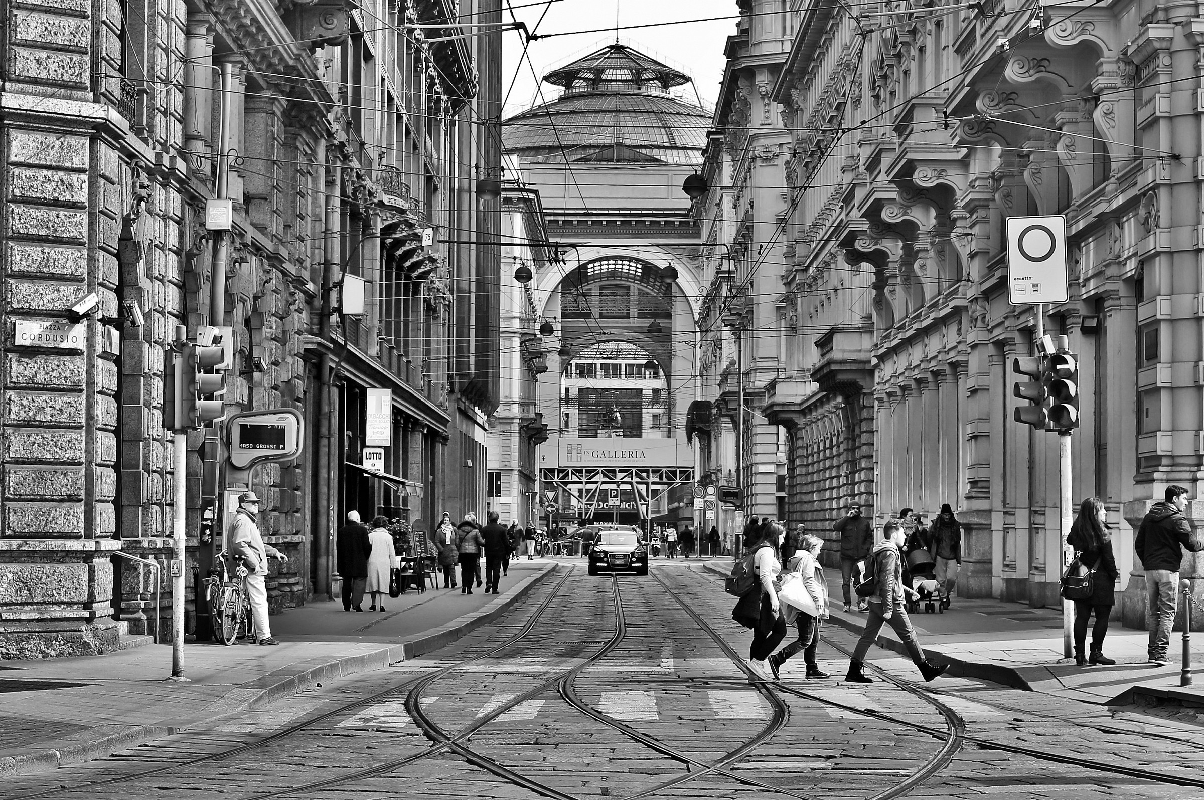 Piazza Cordusio - Milan