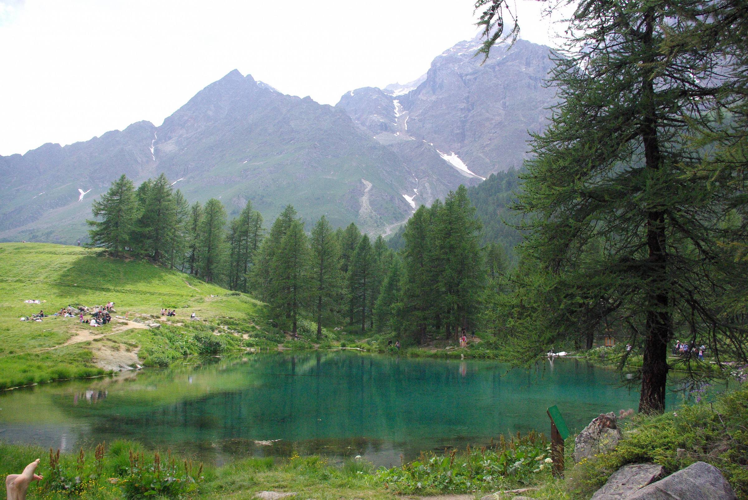 Cervinia: famous pond.