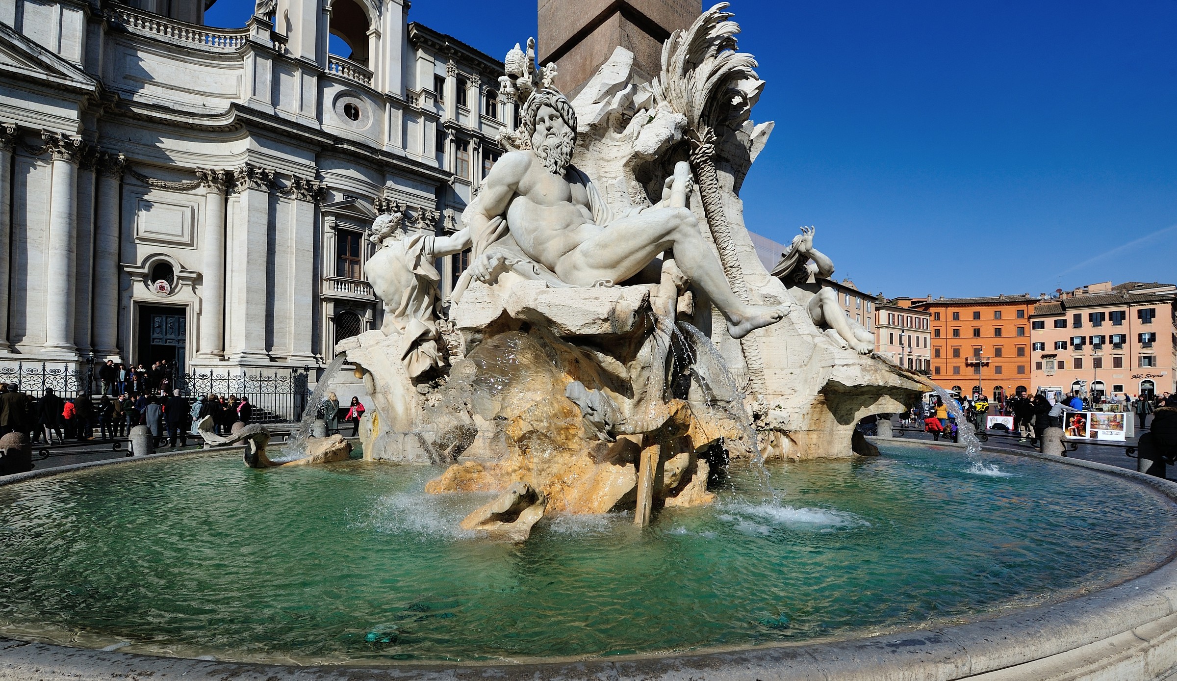 Roma-Fontana dei 4 Fiumi (P.za Navona)