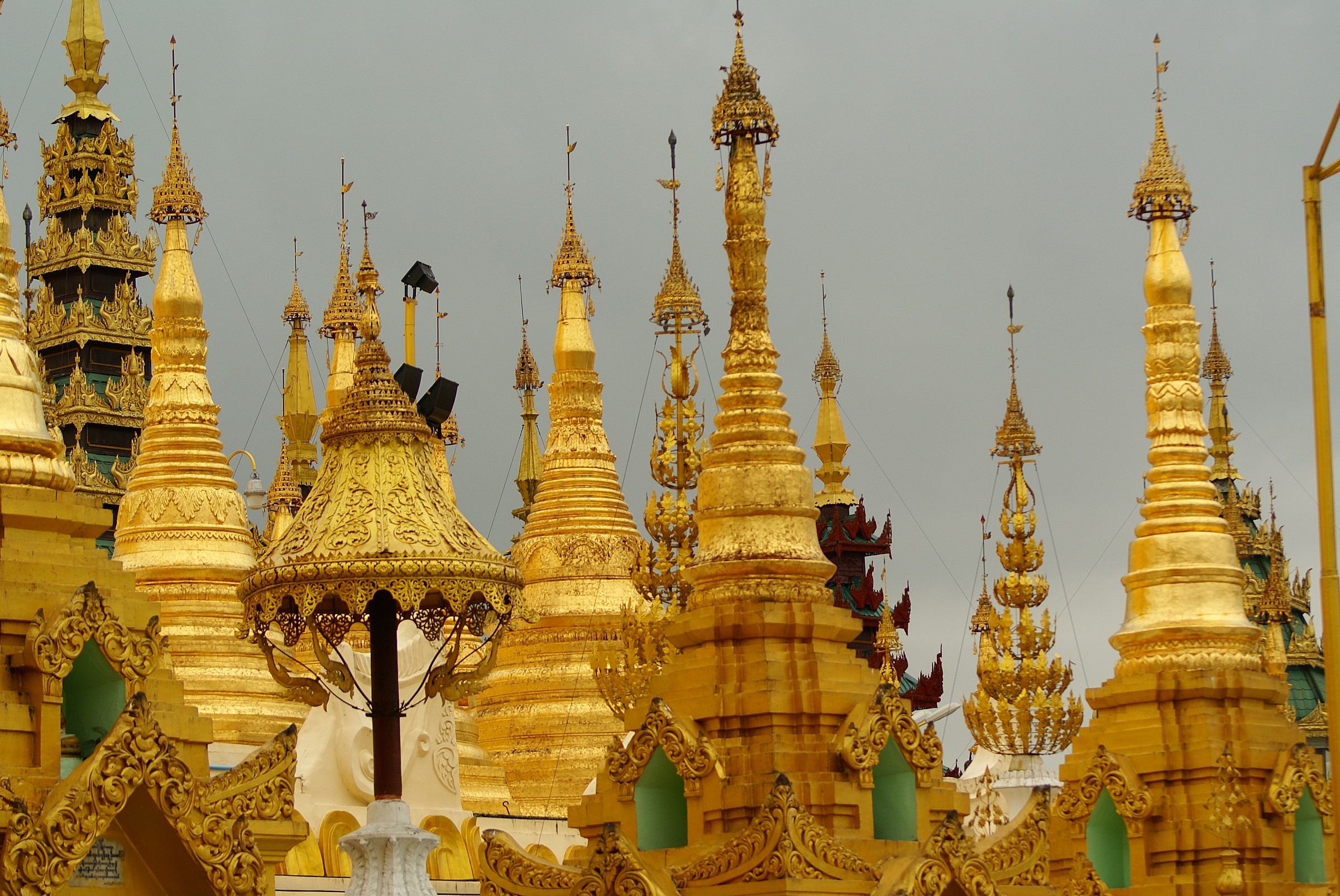 swegandon pagoda, Yangoon
