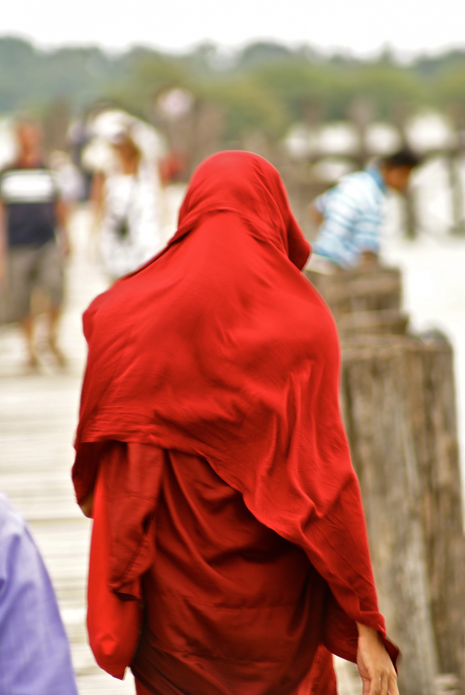 monaco sul ponte di TEK