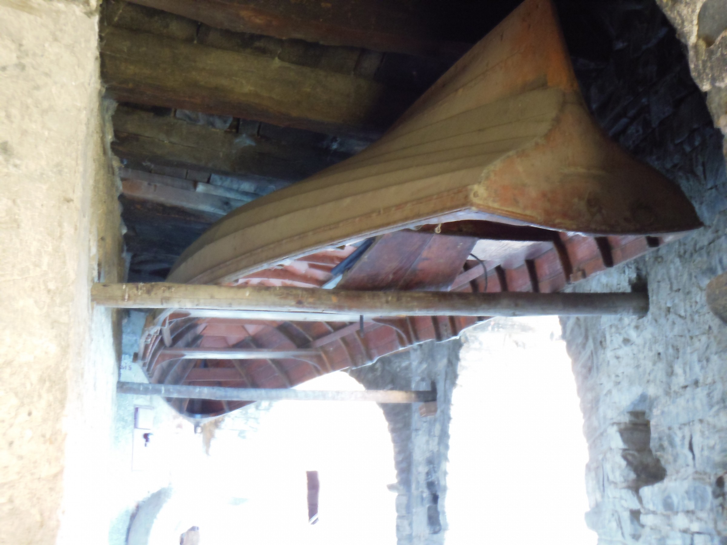 Nexus: typical boat of Lake Como.