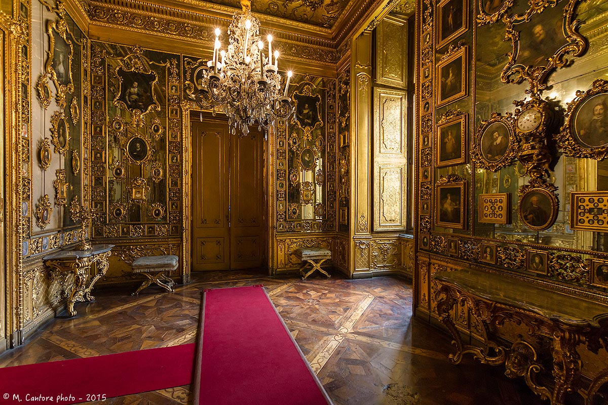 Appartamento della Regina - La stanza delle Miniature