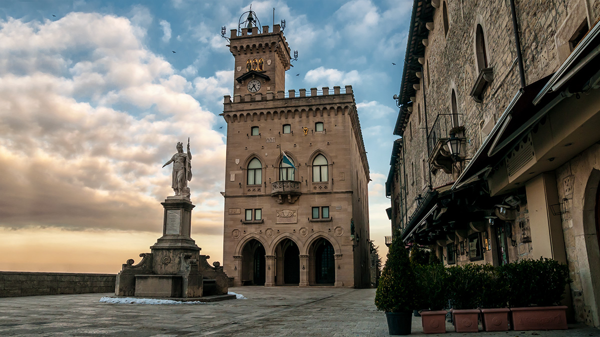 Sunrise on the square of freedom