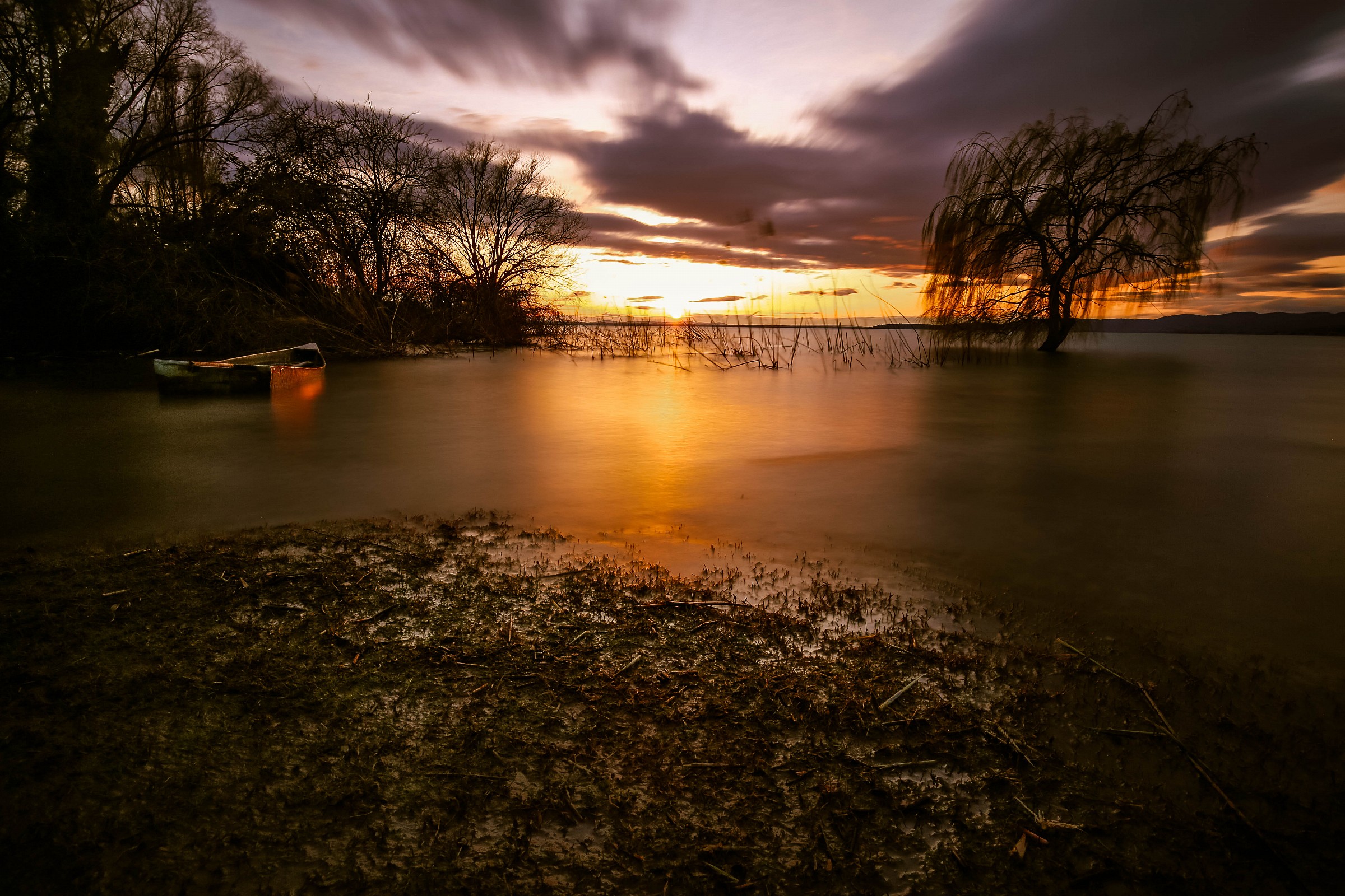 Another little story of boats