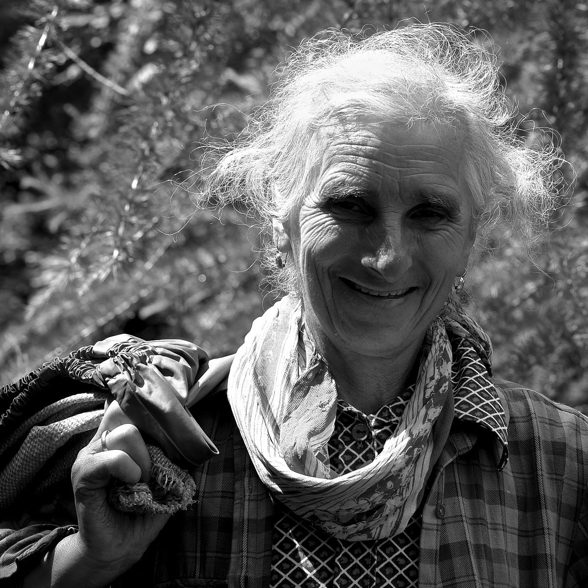 Pastora in alpeggio a Prali