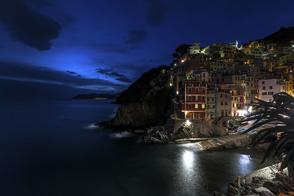 Evening and flashes of Riomaggiore