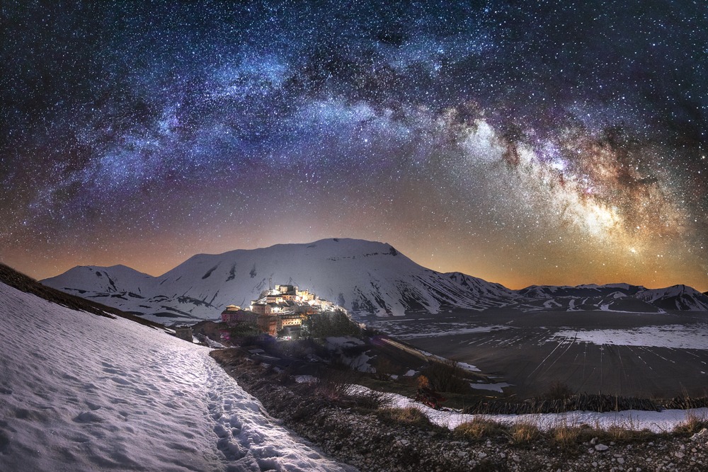 The arch above Castelluccio