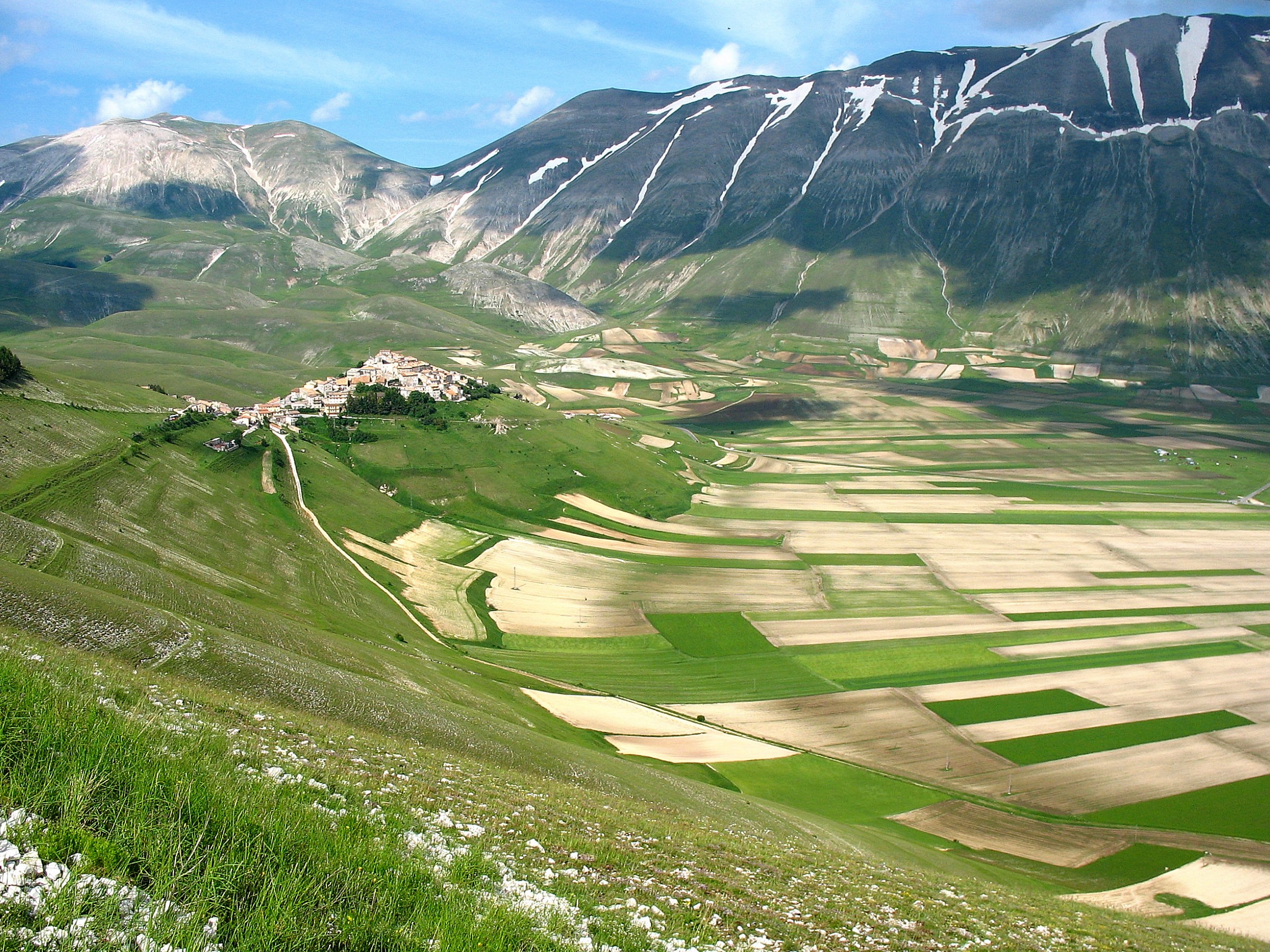 Castelluccio from Terre Nere High