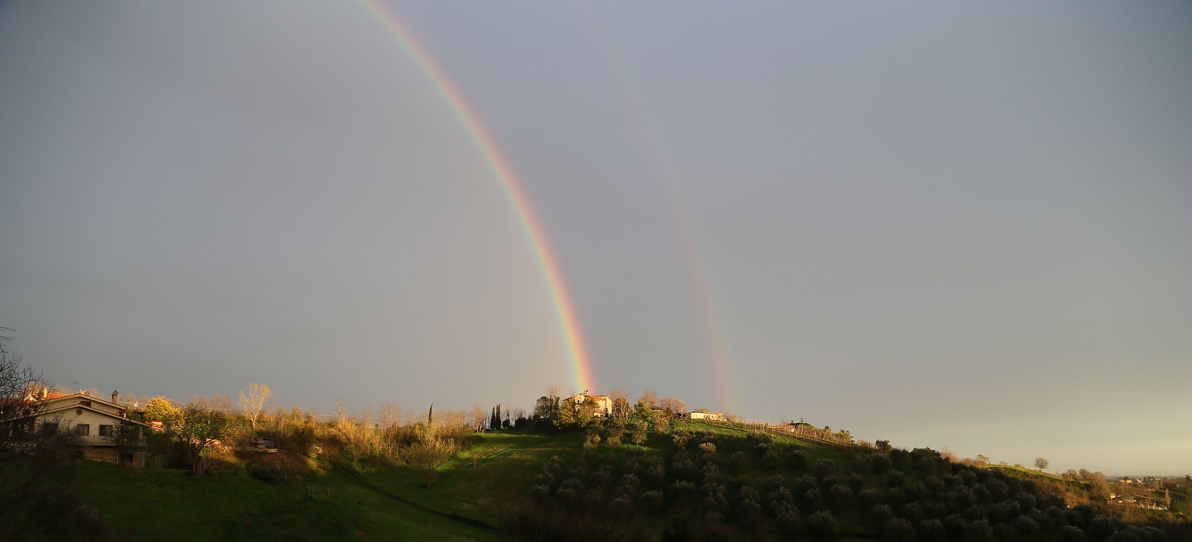 Doppio arcobaleno su Castelnuovo (27.03.2015)
