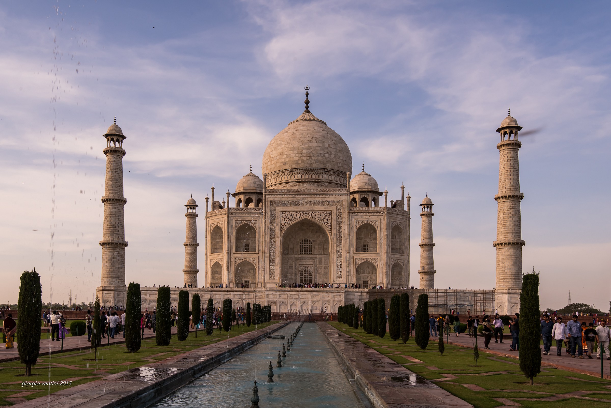 rajasthan - agra: taj mahal