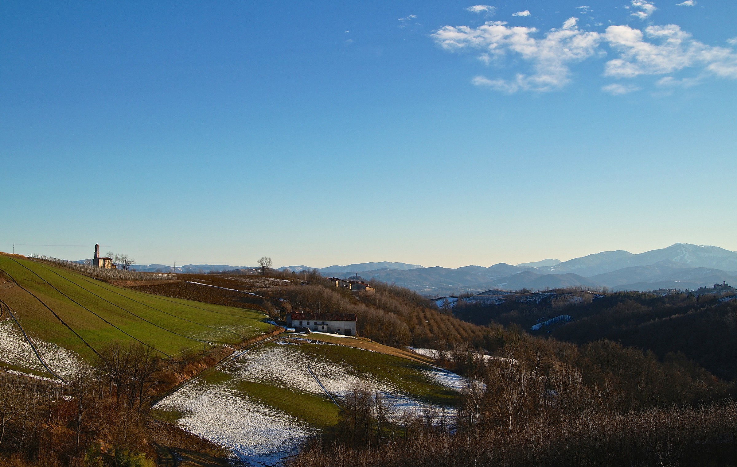 Alta Langa, towards Rocca Cigliè
