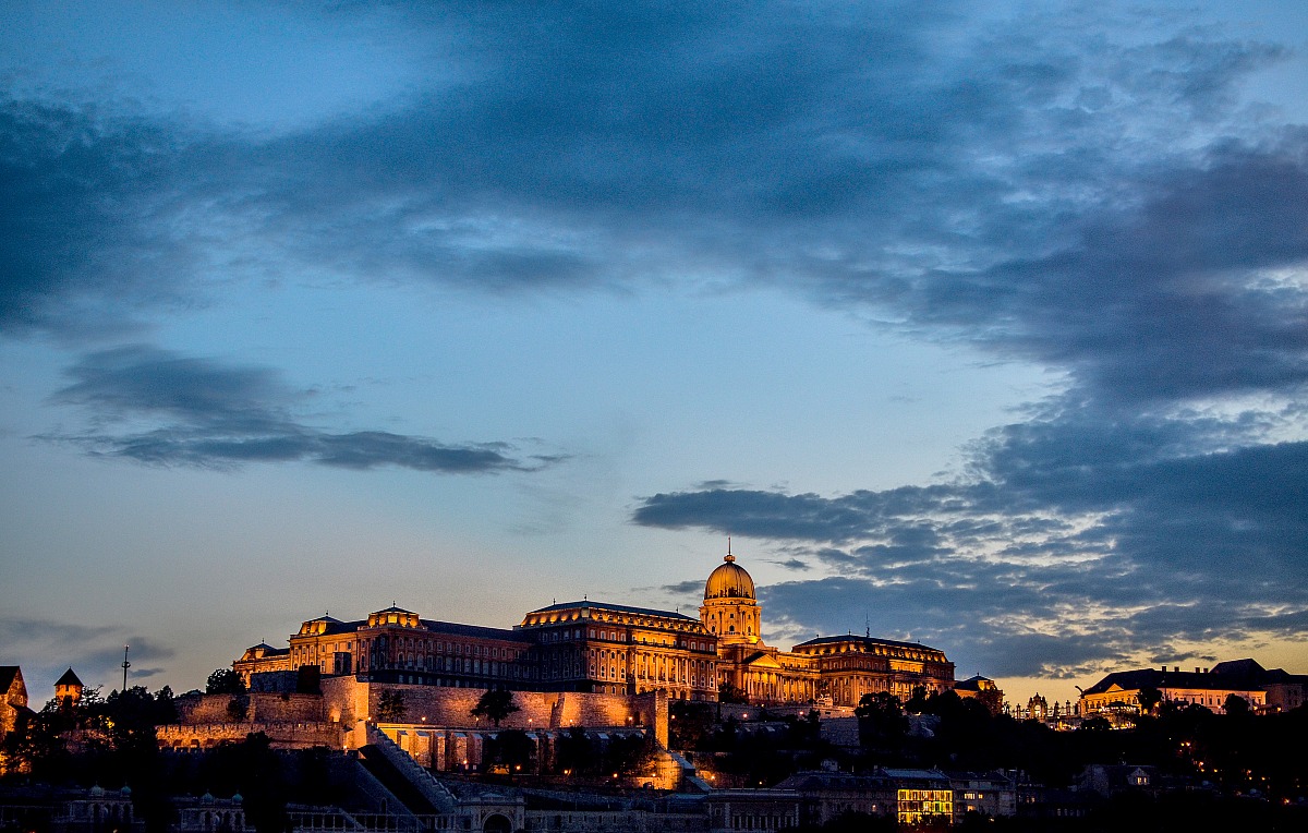 Budapest - Almost the blue hour