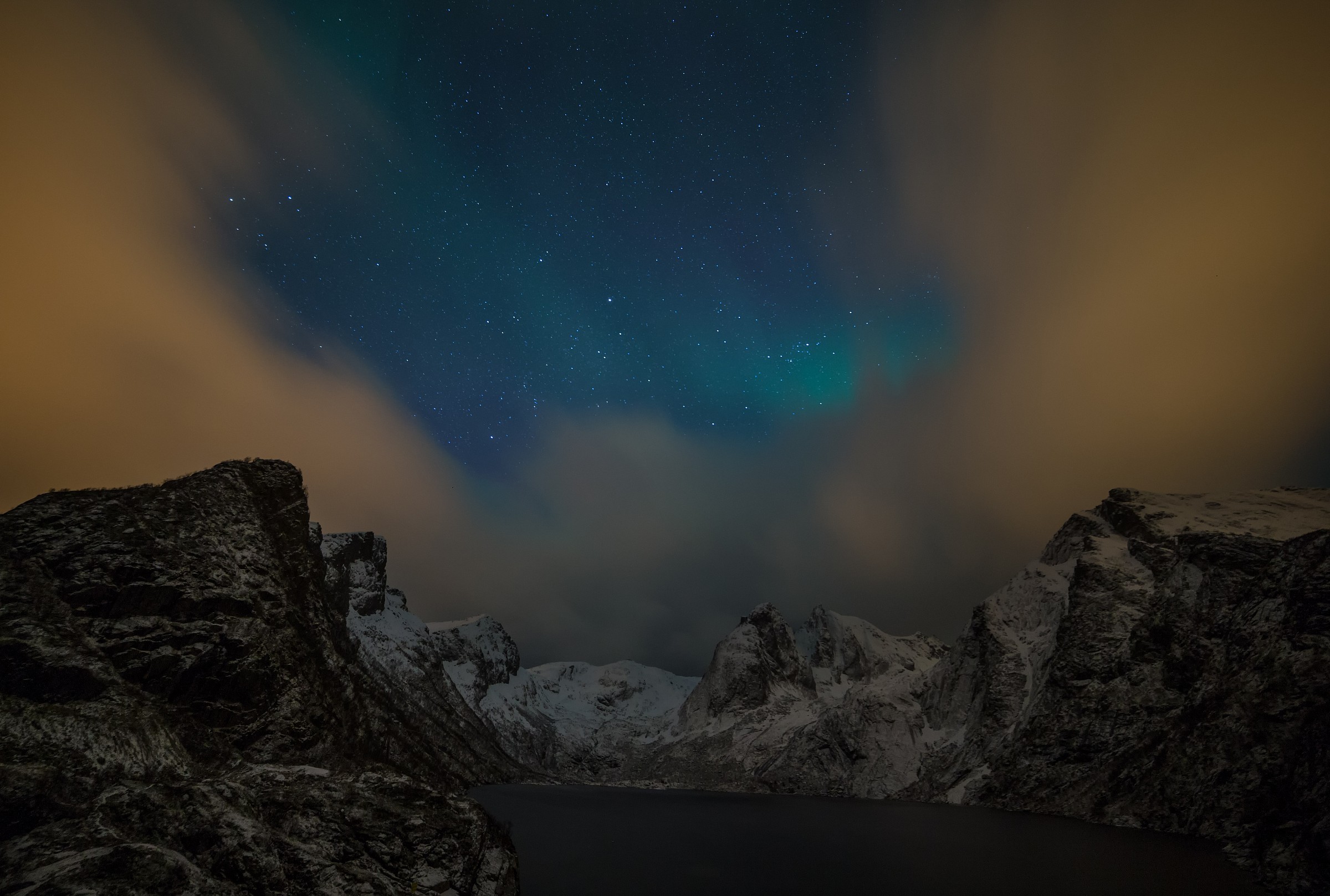 Wind, clouds and aurora