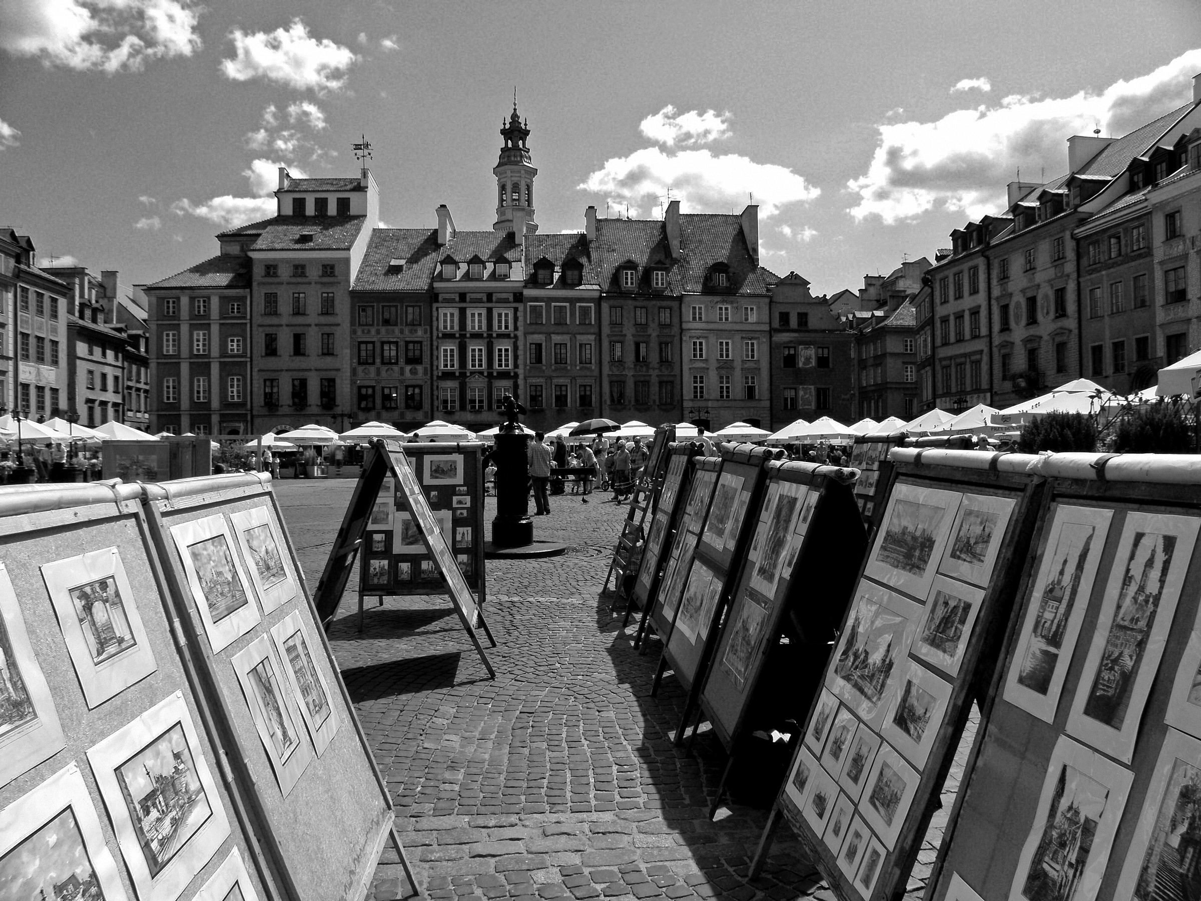 Pittori in piazza a Varsavia